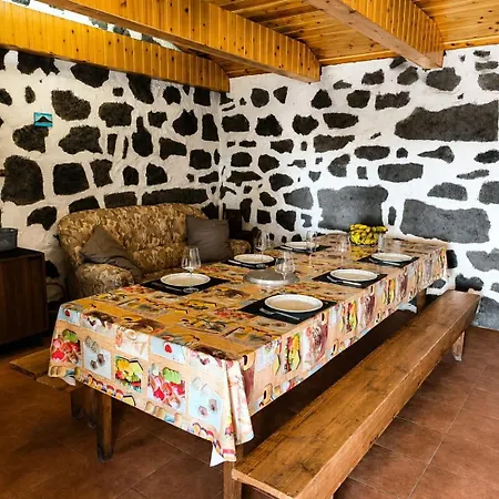 Adega Do Carlos Pinheiro Ferienhaus